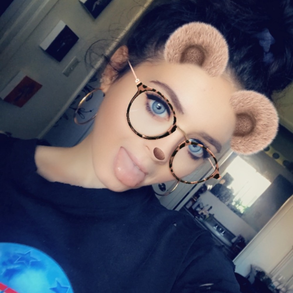 Meet your Posher, Taylor